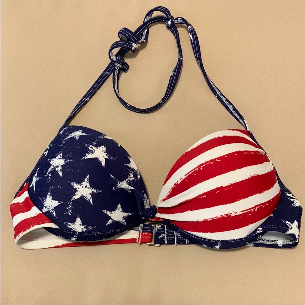 💛 3 for $15 Xhilaration Navy and White Bikini Top